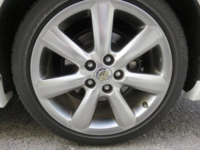 クラウン アスリート　６０ｔｈスペシャルエディション　黒革シート　サンルーフ　スマートキー　ＥＴＣ　ＨＤＤナビ　バックカメラ　スカッフイルミネーション（26枚目）