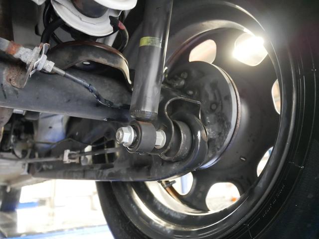 ショックアブソーバーの油漏れなどもございません。　納車整備時にはブレーキフルードの交換、ブレーキ内部の分解清掃も徹底して行いお届けさせて頂きます。