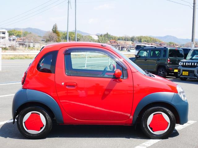 ツイン ガソリンB フルノーマル車両 サスペンションパーツ新品交換 CD&USBステレオ バックドア雨漏り対策実施 ルーフ&ドアモール交換 取扱説明書&メンテナンスノート&整備記録簿付属 キーレスキー&純正スペアキー付属(28枚目)