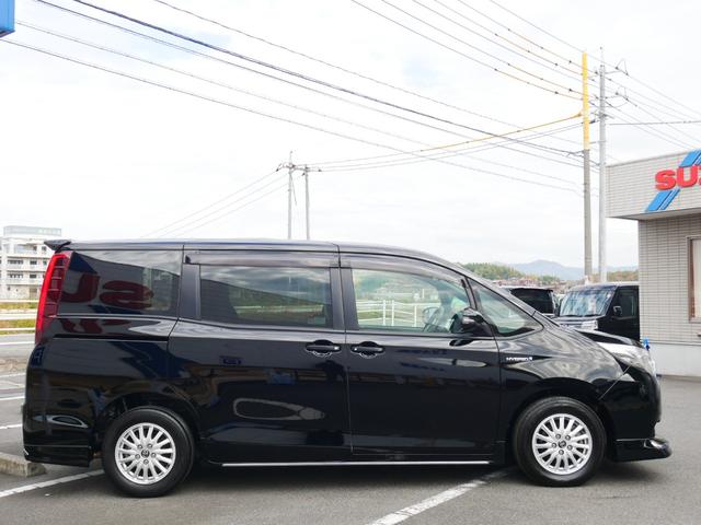 ノア ハイブリッドG 純正オプションエアロ 大画面ナビ トヨタ純正後席フリップダウンモニタ 両側パワースライド ステアリング連動バックカメラ 左右シートヒーター スマートキー2個付属 ビルトインETC クルーズコントロール(32枚目)