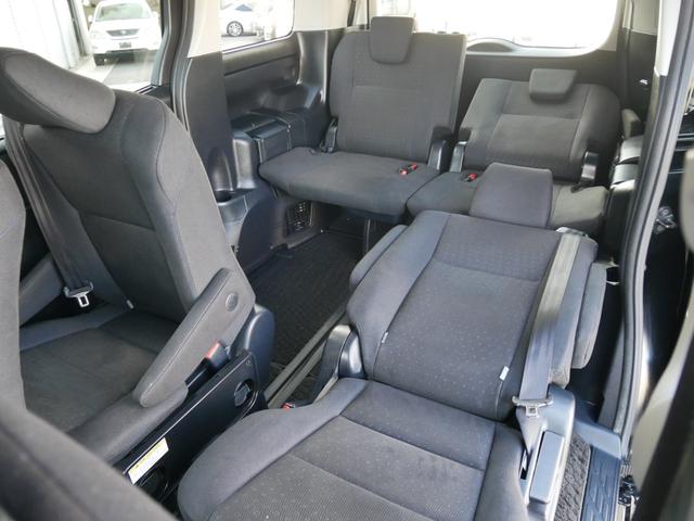 ノア ハイブリッドG 純正オプションエアロ 大画面ナビ トヨタ純正後席フリップダウンモニタ 両側パワースライド ステアリング連動バックカメラ 左右シートヒーター スマートキー2個付属 ビルトインETC クルーズコントロール(57枚目)