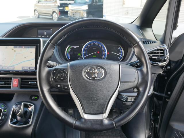 ノア ハイブリッドG 純正オプションエアロ 大画面ナビ トヨタ純正後席フリップダウンモニタ 両側パワースライド ステアリング連動バックカメラ 左右シートヒーター スマートキー2個付属 ビルトインETC クルーズコントロール(69枚目)