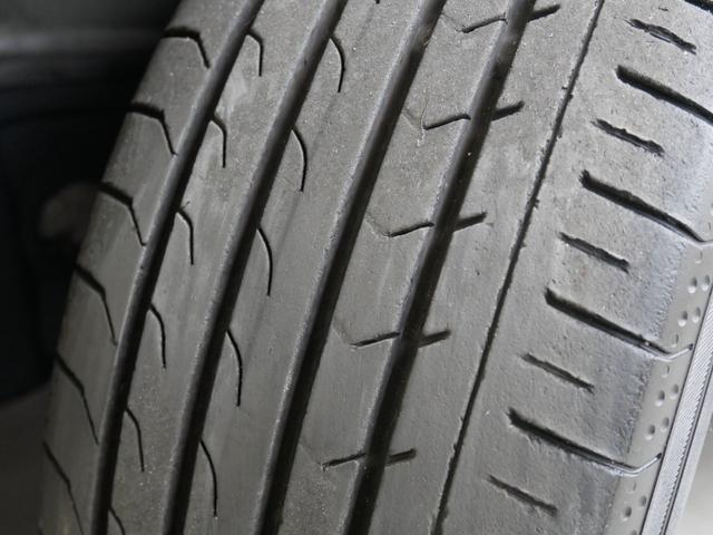 ノア ハイブリッドG 純正オプションエアロ 大画面ナビ トヨタ純正後席フリップダウンモニタ 両側パワースライド ステアリング連動バックカメラ 左右シートヒーター スマートキー2個付属 ビルトインETC クルーズコントロール(80枚目)