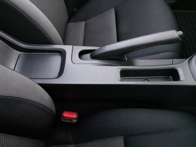 Ｓ６６０ β　スマートフォンＵＳＢ接続　スマートキー２個　フルノーマル車両　純正ブラック色　新品フロアマット（64枚目）