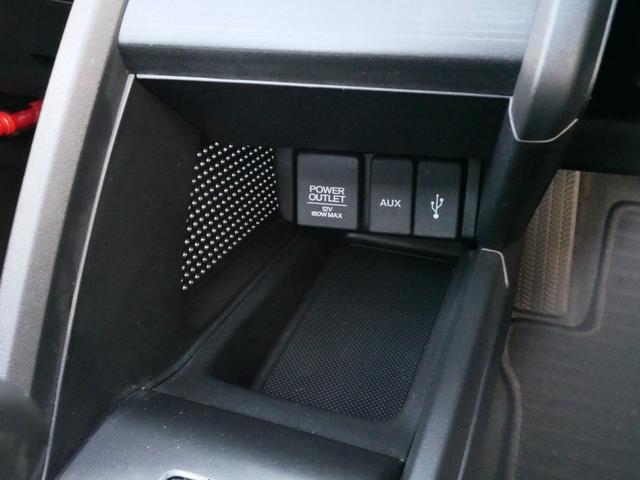 Ｓ６６０ β　スマートフォンＵＳＢ接続　スマートキー２個　フルノーマル車両　純正ブラック色　新品フロアマット（65枚目）