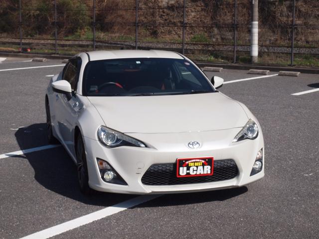 ＧＴ　ＦＲ　６ＡＴ　水平対向４気筒ＤＯＨＣ　ワンセグナビ　ＴＶ　ＥＴＣ　フロントフォグランプ　キセノンヘッドランプ　プロジェクターヘッドランプ　盗難防止システム　１７インチアルミホイール　プライバシーガラス(46枚目)