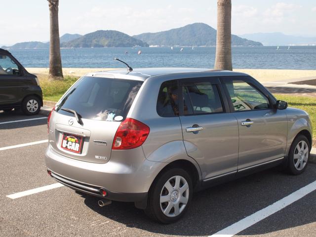 ベリーサ C FF 4AT フルオートエアコン ABS 衝突安全ボディー 盗難防止システム 分割可倒式リアシート UVカットガラス プライバシーガラス 本革巻きステアリング ステアリングチルト機構(48枚目)