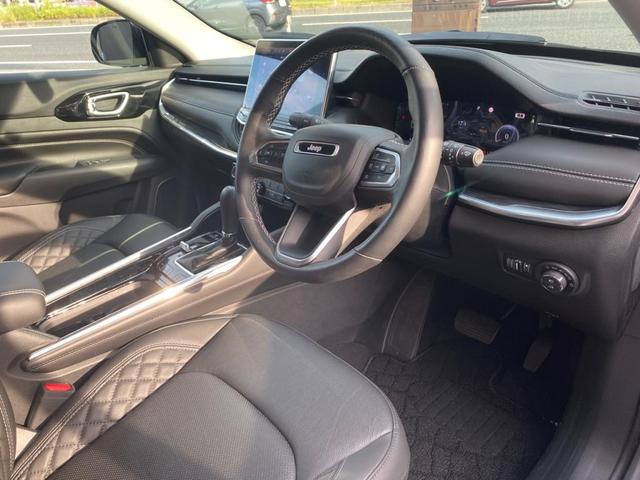 ジープ・コマンダー リミテッド(4枚目)