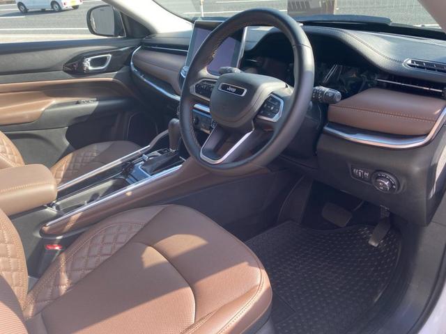 ジープ・コマンダー リミテッド(4枚目)