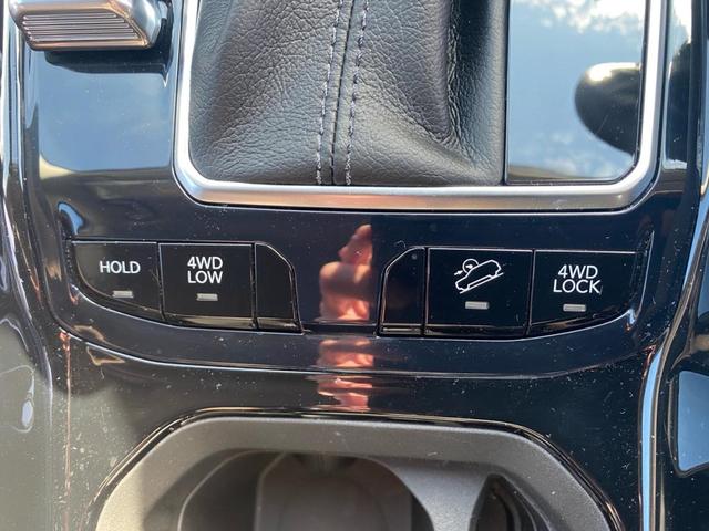 ジープ・コマンダー リミテッド(9枚目)