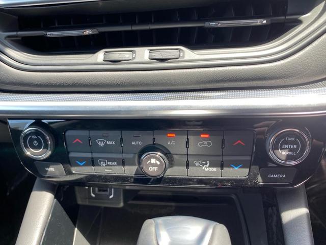 ジープ・コマンダー リミテッド(6枚目)