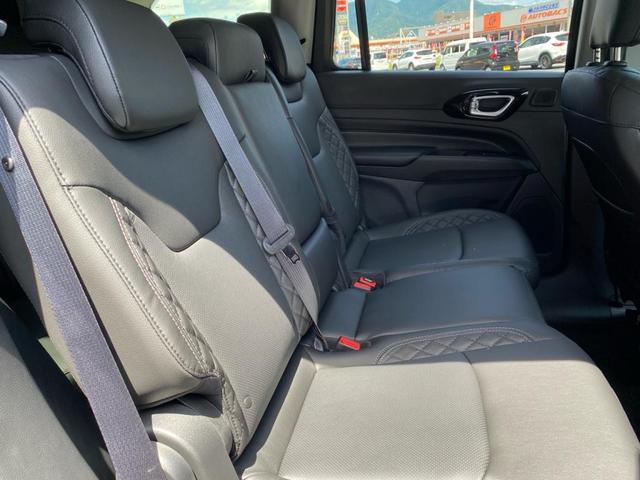 ジープ・コマンダー リミテッド(15枚目)