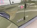 CHRYSLER JEEP JEEP GLADIATOR