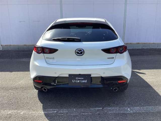 ＭＡＺＤＡ３ファストバック １．８　ＸＤ　Ｌパッケージ　ディーゼルターボ　メモリーナビ・フルセグ・Ｂカメラ（5枚目）