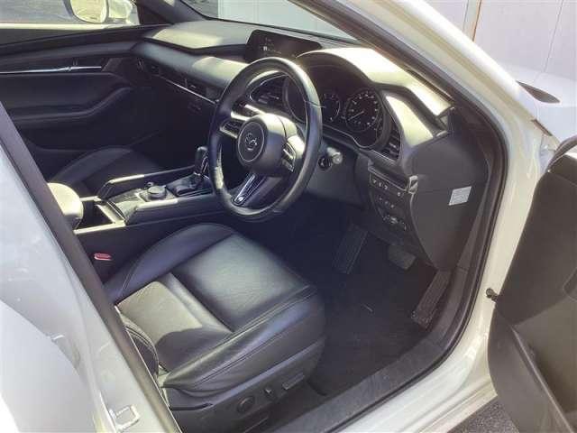 ＭＡＺＤＡ３ファストバック １．８　ＸＤ　Ｌパッケージ　ディーゼルターボ　メモリーナビ・フルセグ・Ｂカメラ（14枚目）