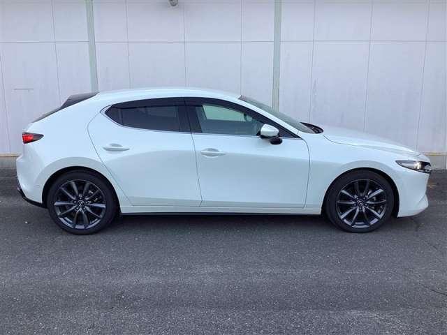 ＭＡＺＤＡ３ファストバック １．８　ＸＤ　Ｌパッケージ　ディーゼルターボ　メモリーナビ・フルセグ・Ｂカメラ（5枚目）