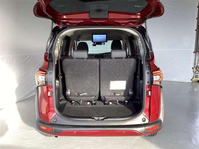 シエンタ １．５　Ｇ　クエロ　４ＷＤ　メモリーナビ・フルセグ・全カメラ（7枚目）