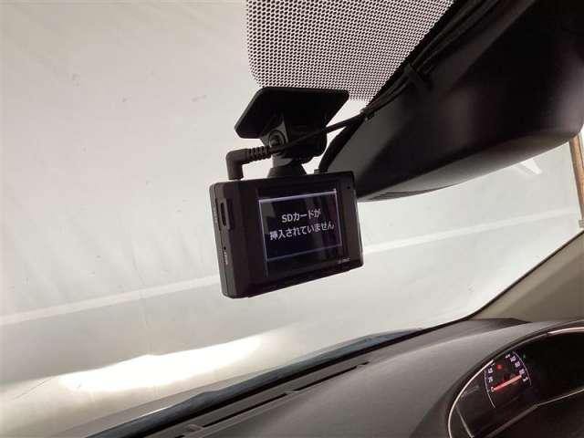 シエンタ １．５　Ｇ　クエロ　４ＷＤ　メモリーナビ・フルセグ・全カメラ（9枚目）