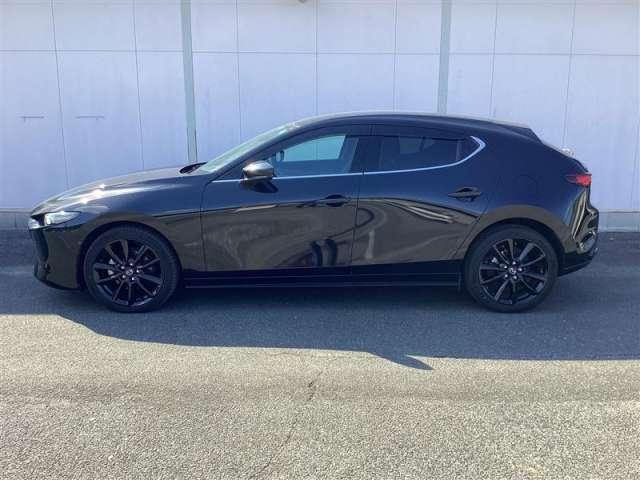 MAZDA3ファストバック 1.8 XD ブラックトーンエディション ディーゼルターボ メモリーナビ・フルセグ・全カメラ(3枚目)