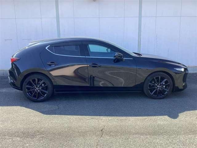 MAZDA3ファストバック 1.8 XD ブラックトーンエディション ディーゼルターボ メモリーナビ・フルセグ・全カメラ(4枚目)