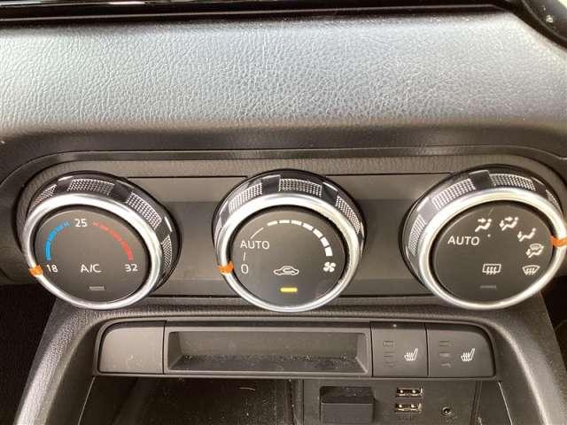 ロードスター 1.5 S レザーパッケージ メモリーナビ・フルセグ・Bカメラ(15枚目)