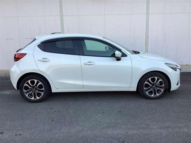 デミオ １．５　ＸＤ　ツーリング　ディーゼルターボ　メモリーナビ・フルセグ・Ｂカメラ（3枚目）