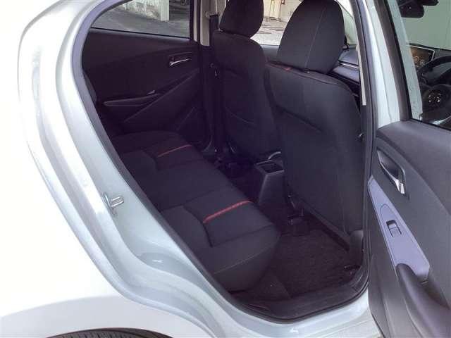 デミオ １．５　ＸＤ　ツーリング　ディーゼルターボ　メモリーナビ・フルセグ・Ｂカメラ（11枚目）