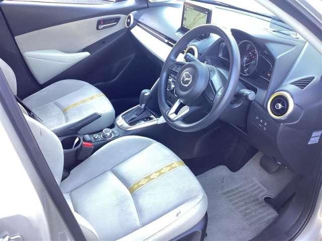 ＭＡＺＤＡ２ １．５　１５Ｓ　サンリット　シトラス　メモリーナビ・フルセグ・全カメラ（12枚目）