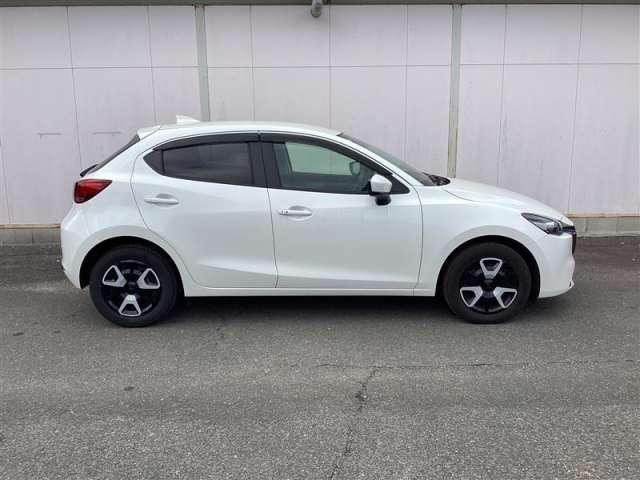 ＭＡＺＤＡ２ １．５　１５ＢＤ　メモリーナビ・フルセグ・全カメラ（4枚目）