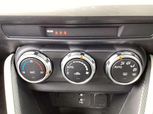 ＭＡＺＤＡ２ １．５　１５ＢＤ　メモリーナビ・フルセグ・全カメラ（18枚目）