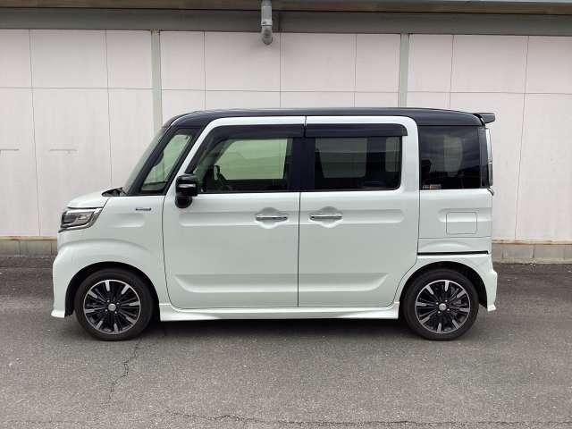 フレアワゴンカスタムスタイル ６６０　カスタムスタイル　ハイブリッド　ＸＳ　メモリーナビ・フルセグ・全カメラ（4枚目）