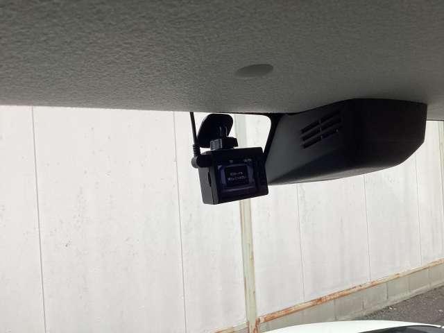 フレアワゴンカスタムスタイル ６６０　カスタムスタイル　ハイブリッド　ＸＳ　メモリーナビ・フルセグ・全カメラ（11枚目）