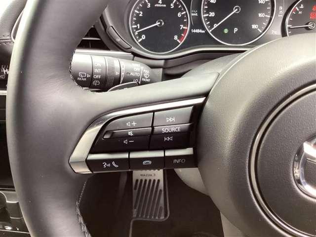 ＭＡＺＤＡ３ファストバック ２．０　２０Ｓ　ツーリング　４ＷＤ　フルセグ・全カメラ（20枚目）