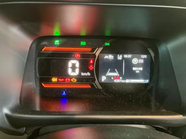 スペーシアギア ギア　ＨＹＢＲＩＤ　ＸＺターボ　４ＷＤハイブリッドターボ車・　スズキセーフティーサポート・アダプティブクルーズコントロール・　オートエアコン・両側パワースライドドア・ＬＥＤランプ＆フォグランプ・　アイドリングストップ（8枚目）