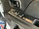 ＦＸ　４型　ＦＭ／ＡＭラジオ付ＣＤステレオ・　プッシュスタート・　オートエアコン・　スズキセーフティーサポート・　アイドリングストップ・　盗難防止システム（22枚目）