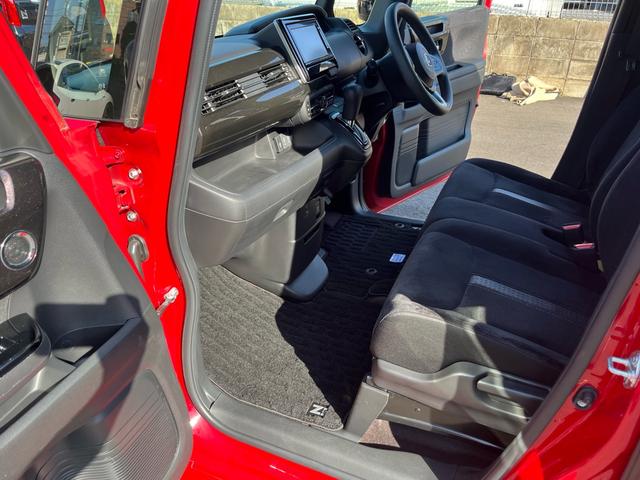 Ｎ－ＢＯＸカスタム Ｇ・Ｌホンダセンシング　新品タイヤ　新品バッテリー（28枚目）