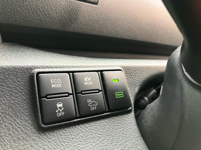 シエンタ ハイブリッドＧ　衝突被害軽減システム　両側電動スライドドア　ＴＶナビ　Ｂｌｕｅｔｏｏｔｈ　ＥＴＣ　３列シート　スマートキー　プッシュスタート（9枚目）