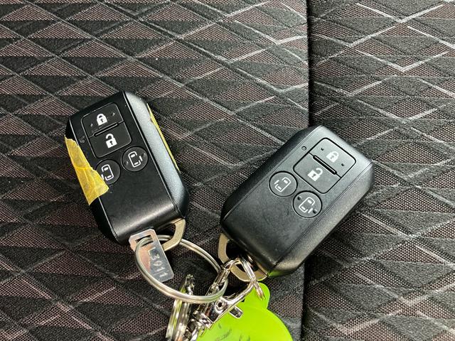 ソリオバンディット ハイブリッドＭＶ　衝突被害軽減システム　レーンアシスト　両側電動スライドドア　ドラレコ　ＥＴＣ　８インチナビ　全周囲カメラ　フルセグＴＶ　Ｂｌｕｅｔｏｏｔｈ　ＣＤ　ＤＶＤ　ＬＥＤヘッドライト　クルコン　バックソナー（21枚目）