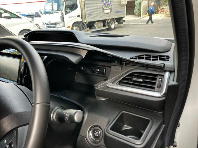 ソリオバンディット ハイブリッドＭＶ　衝突被害軽減システム　レーンアシスト　両側電動スライドドア　ドラレコ　ＥＴＣ　８インチナビ　全周囲カメラ　フルセグＴＶ　Ｂｌｕｅｔｏｏｔｈ　ＣＤ　ＤＶＤ　ＬＥＤヘッドライト　クルコン　バックソナー（57枚目）