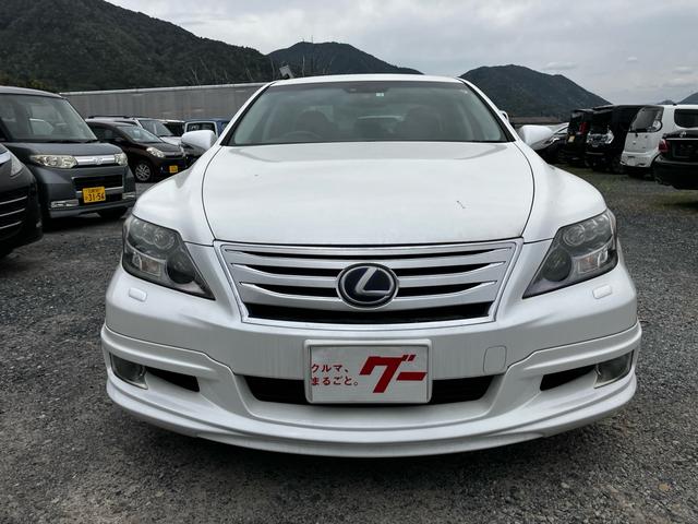 ＬＳ ＬＳ６００ｈ　Ｉパッケージ　中期　エアサス　革シート　パワーシート　ＥＴＣ　ＨＤＤナビ　バックカメラ　フルセグＴＶ　Ｂｌｕｅｔｏｏｔｈ　ＣＤ　ＬＥＤヘッドライト　スマートキー　ＡＷ２１インチ　クルーズコントロール（2枚目）