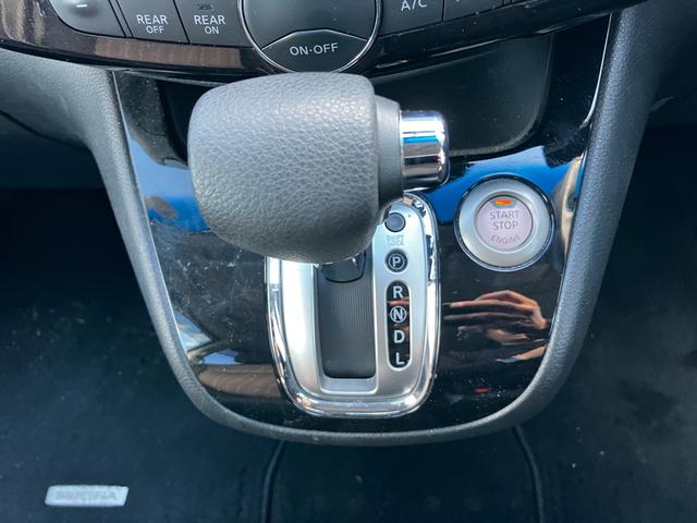 セレナ ハイウェイスター Vセレクション+セーフティ ワンオーナー 4WD 衝突被害軽減システム レーンアシスト 両側パワスラ ドラレコ ETC 8インチナビ 全周囲カメラ フルセグ Bluetooth DVD コーナーセンサー LEDヘッドライト AW(19枚目)