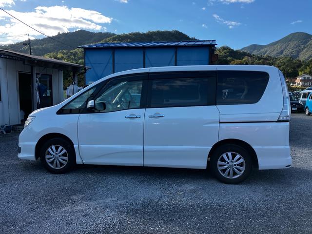 セレナ ハイウェイスター Vセレクション+セーフティ ワンオーナー 4WD 衝突被害軽減システム レーンアシスト 両側パワスラ ドラレコ ETC 8インチナビ 全周囲カメラ フルセグ Bluetooth DVD コーナーセンサー LEDヘッドライト AW(42枚目)