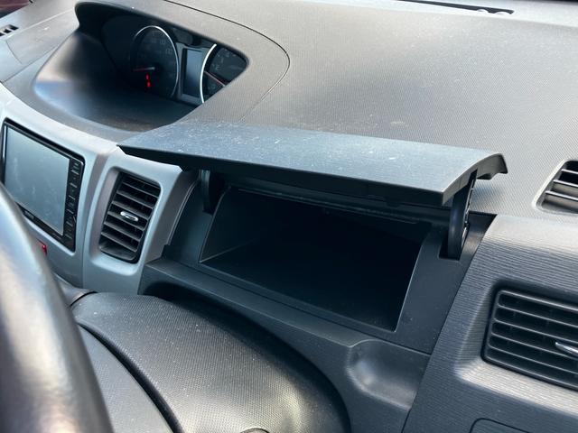 ステラ カスタムR ワンオーナー 4WD ナビ バックカメラ TV CD DVD HIDヘッドライト フォグライト スマートキー オートエアコン 電動格納ミラー AW14インチ ベンチシート フルフラット ABS(38枚目)