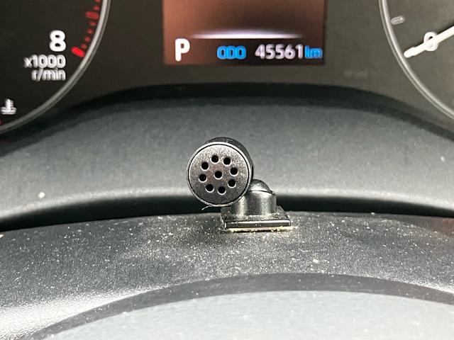 ヤリス X 衝突被害軽減システム レーンアシスト 前後ドライブレコーダー ETC ナビ バックカメラ Bluetooth CD DVD USB スマートキー 電動格納ミラー ABS 横滑り防止装置 オートライト(13枚目)