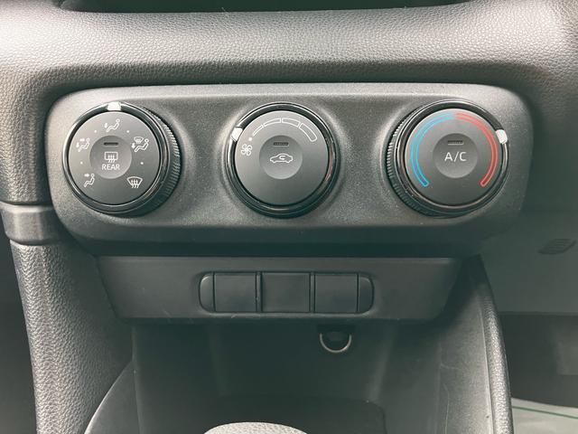 ヤリス X 衝突被害軽減システム レーンアシスト 前後ドライブレコーダー ETC ナビ バックカメラ Bluetooth CD DVD USB スマートキー 電動格納ミラー ABS 横滑り防止装置 オートライト(15枚目)