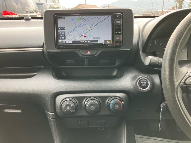 ヤリス X 衝突被害軽減システム レーンアシスト 前後ドライブレコーダー ETC ナビ バックカメラ Bluetooth CD DVD USB スマートキー 電動格納ミラー ABS 横滑り防止装置 オートライト(48枚目)