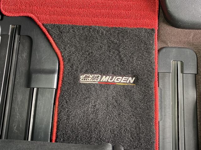 N-BOXカスタム G・EXホンダセンシング ホンダセンシング スーパースライドシート 純正インターナビ 両側パワースライドドア バックカメラ ETC リアセンサー LEDヘッドライト 無限/MUGENフロアマット スマートキー(スペア付き)(40枚目)