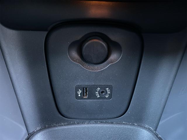 ＭＩＮＩ クーパー　ナビ　Ｆ／ドライブレコーダー　ＥＴＣ　ＨＩＤヘッドランプ　オートクルーズコントロール　盗難防止　カーテンエアバック　ＡＢＳ　パワーウィンドウ　Ｗエアバッグ　オートエアコン　オートライト　ＩＳＯＦＩＸ（16枚目）