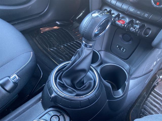 ＭＩＮＩ クーパー　ナビ　Ｆ／ドライブレコーダー　ＥＴＣ　ＨＩＤヘッドランプ　オートクルーズコントロール　盗難防止　カーテンエアバック　ＡＢＳ　パワーウィンドウ　Ｗエアバッグ　オートエアコン　オートライト　ＩＳＯＦＩＸ（20枚目）