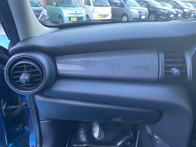 ＭＩＮＩ クーパー　ナビ　Ｆ／ドライブレコーダー　ＥＴＣ　ＨＩＤヘッドランプ　オートクルーズコントロール　盗難防止　カーテンエアバック　ＡＢＳ　パワーウィンドウ　Ｗエアバッグ　オートエアコン　オートライト　ＩＳＯＦＩＸ（28枚目）